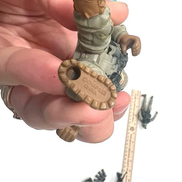 Chap Mei 2008 US ARMY military vehicle action figures and accessories 4” scale - Picture 13 of 15